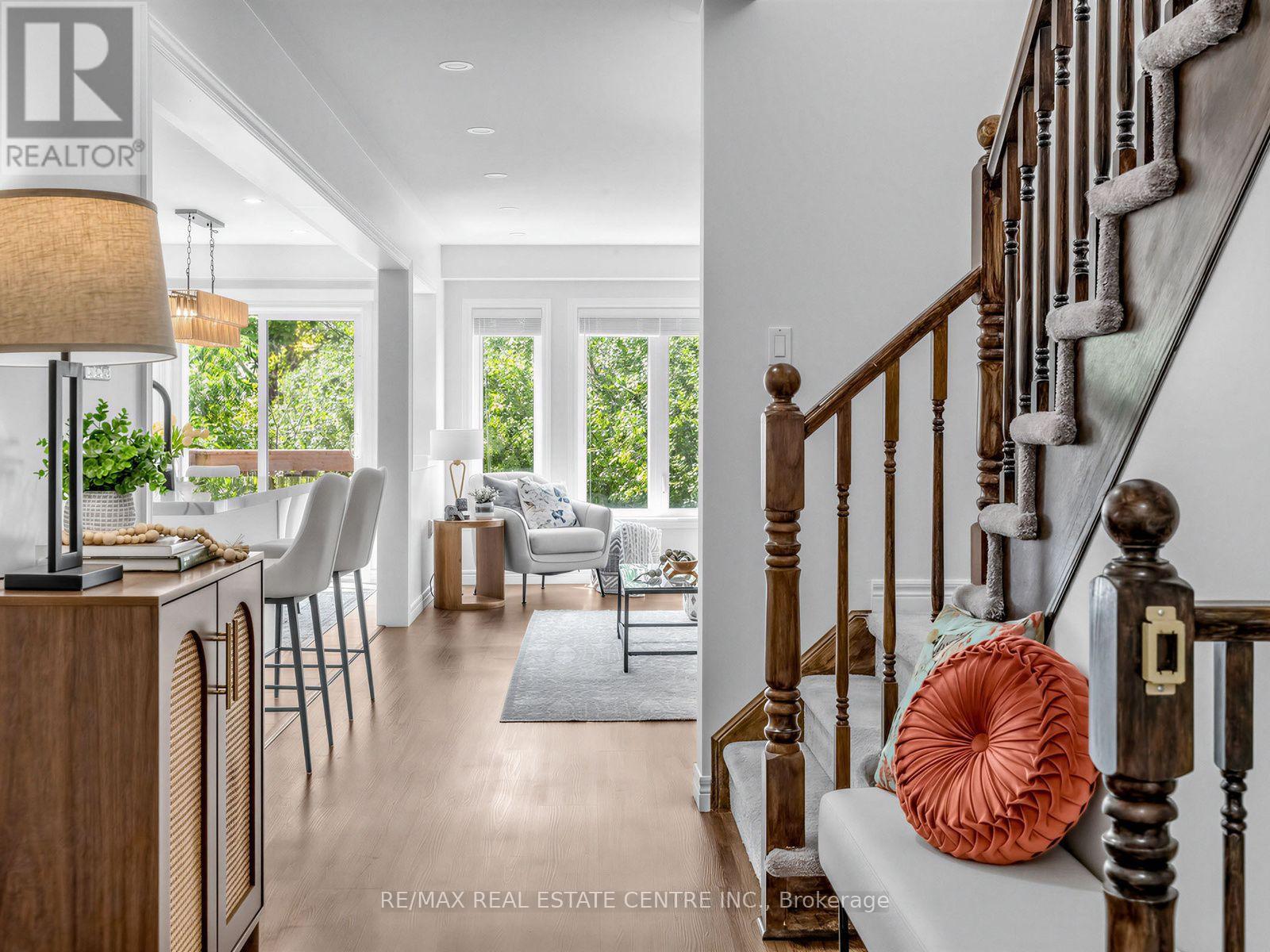 35 - 755 LINDEN DRIVE