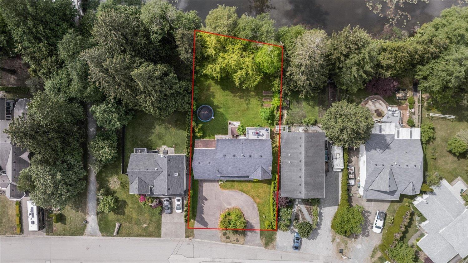 459 NAISMITH AVENUE, Harrison Hot Springs