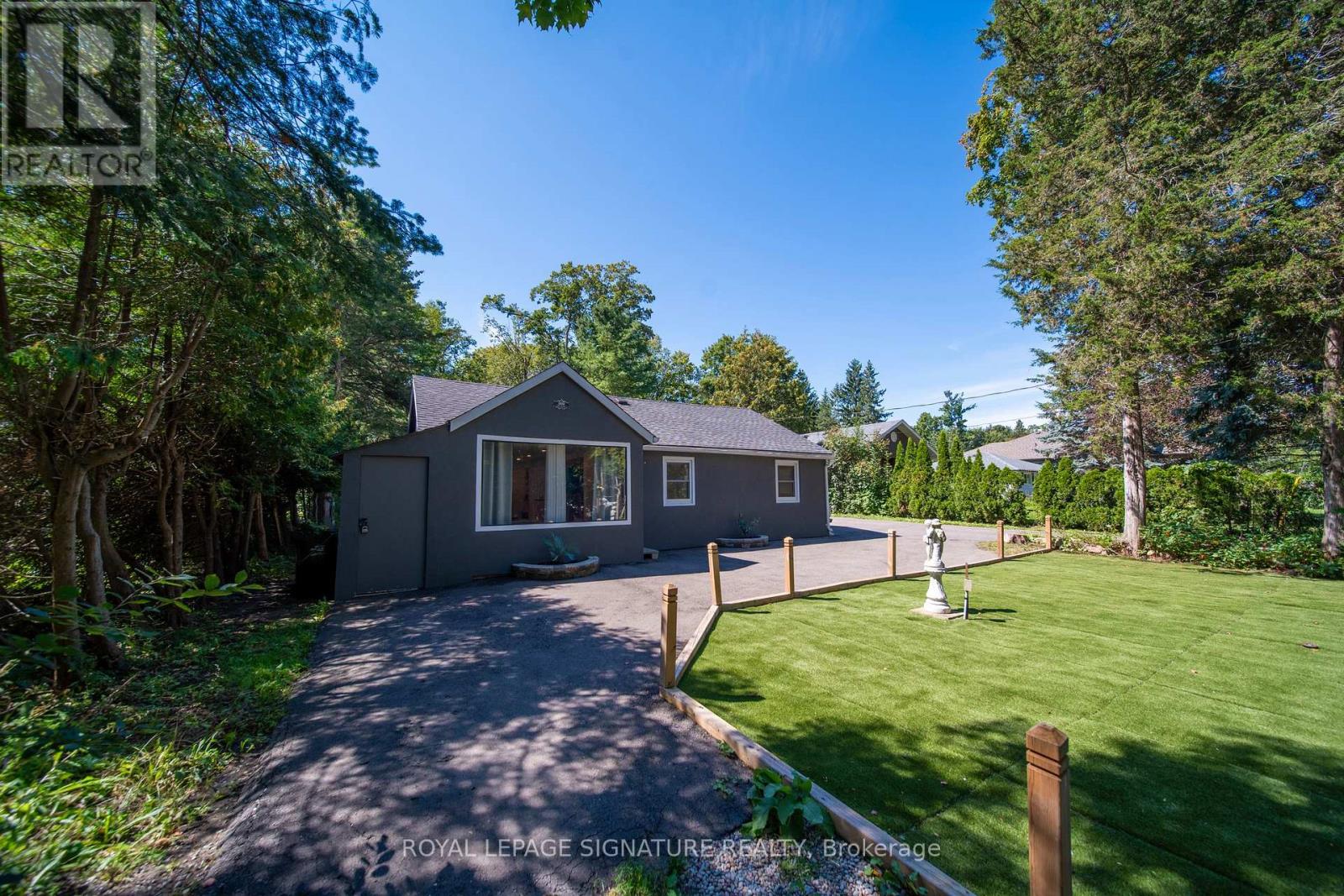 2020 KATE AVENUE