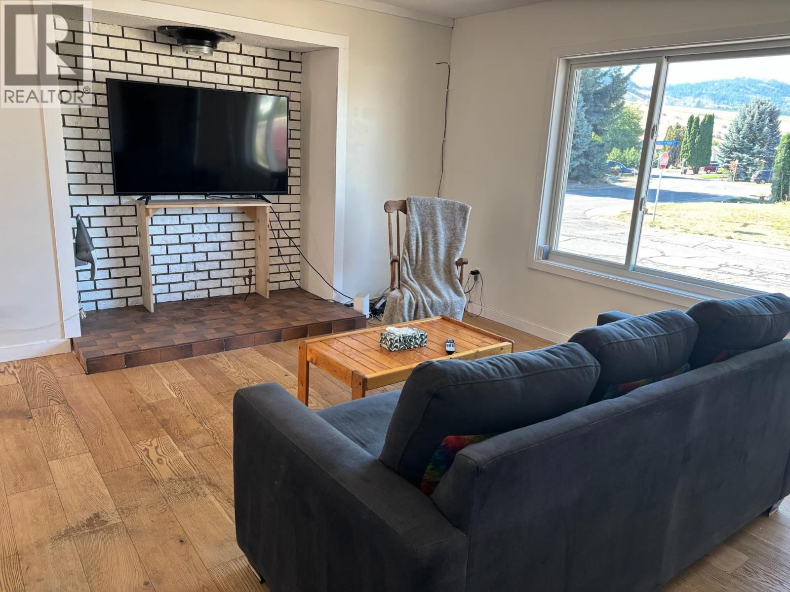 5503 South Vernon Court