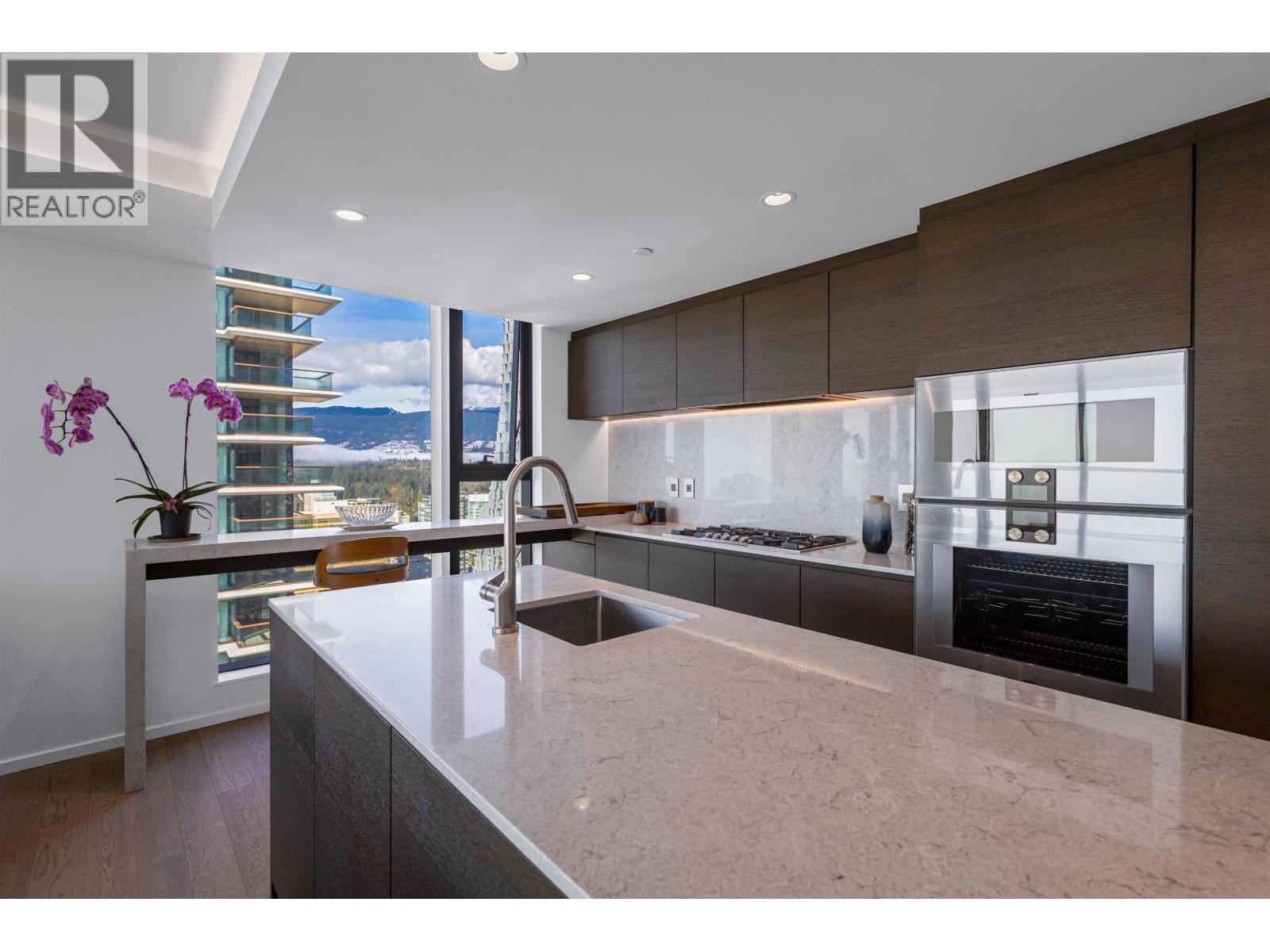 2601 1408 ROBSON ST