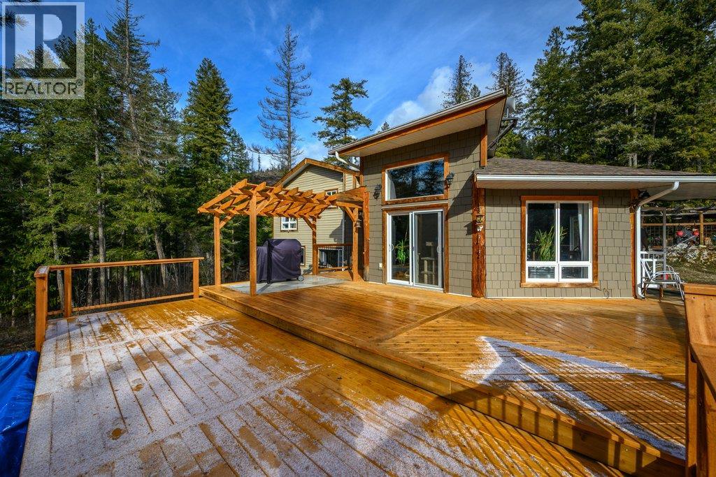 1665 Enderby Mabel Lake Road