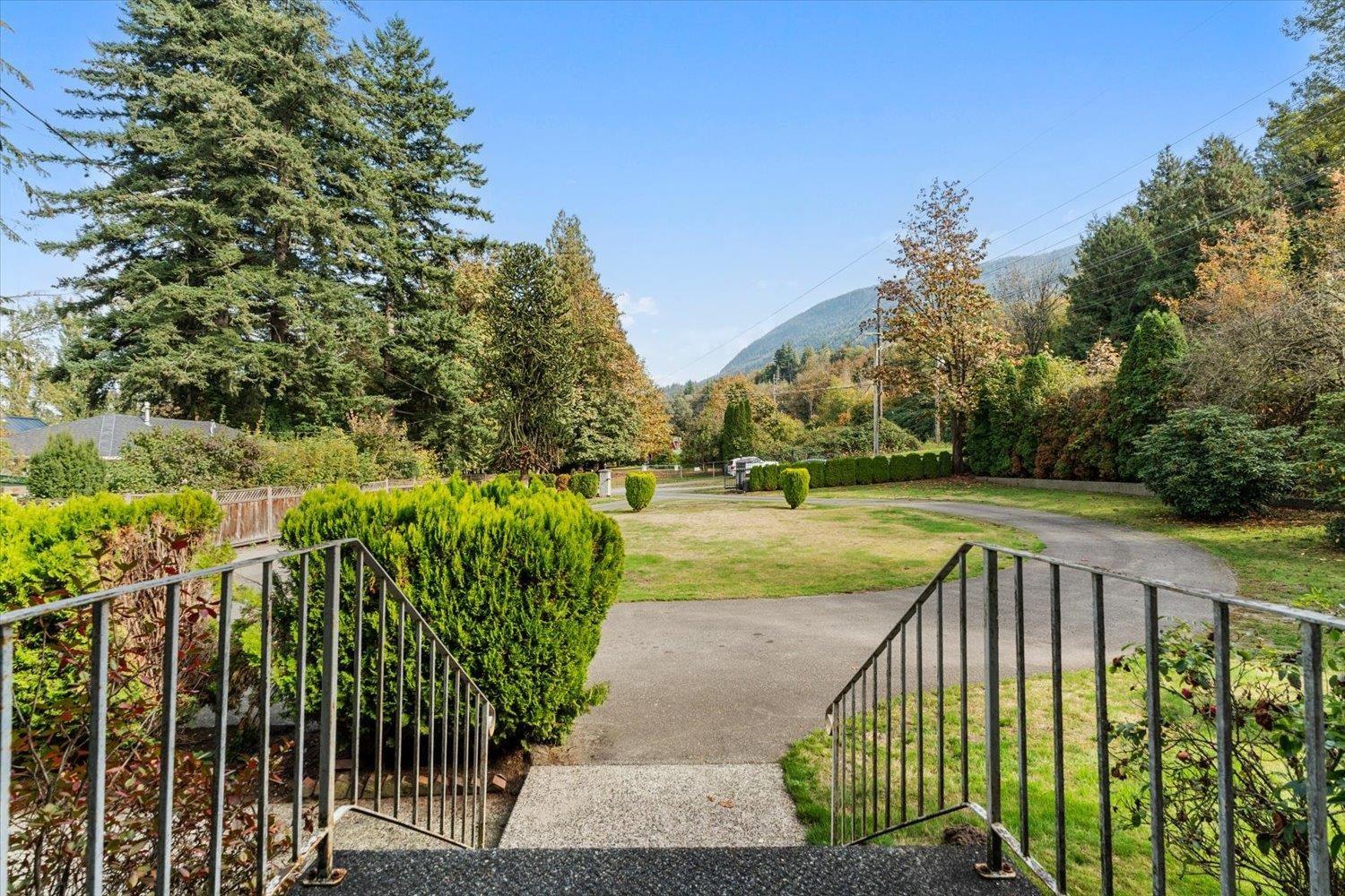 42111 RATZLAFF ROAD, Yarrow