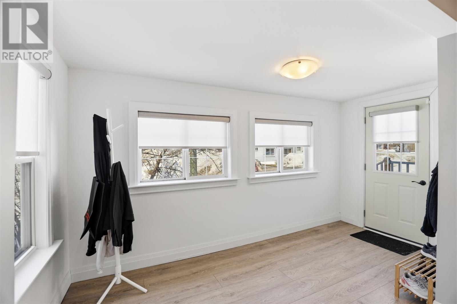 148 Turner AVE - Photo 4