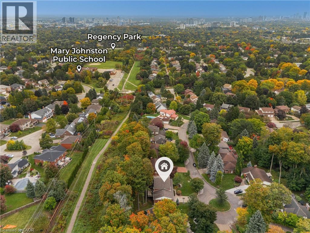 114 FREDERICK BANTING Place