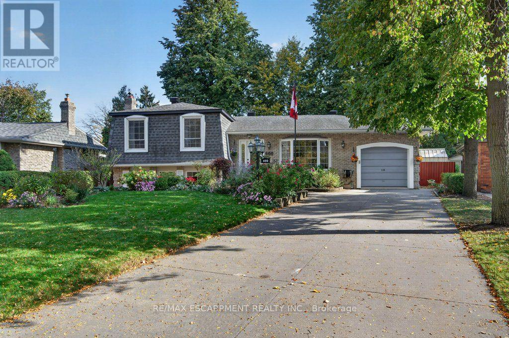 600 HOLLY HILL CRESCENT