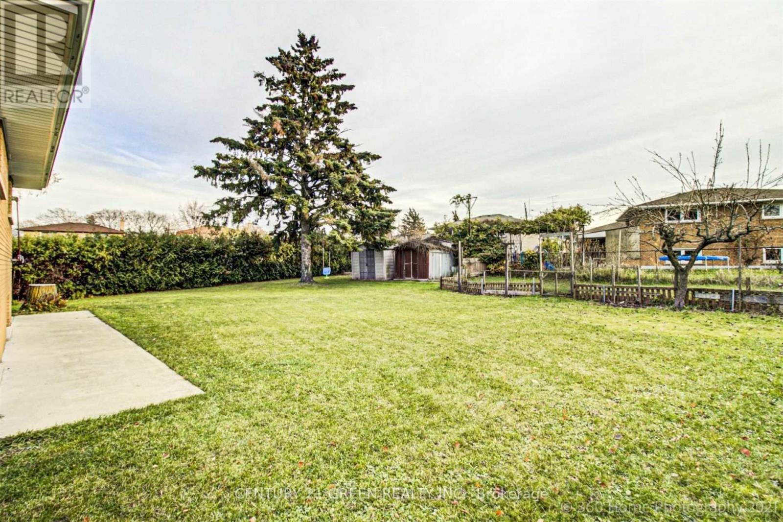 MAIN - 33 GARVEY CRESCENT