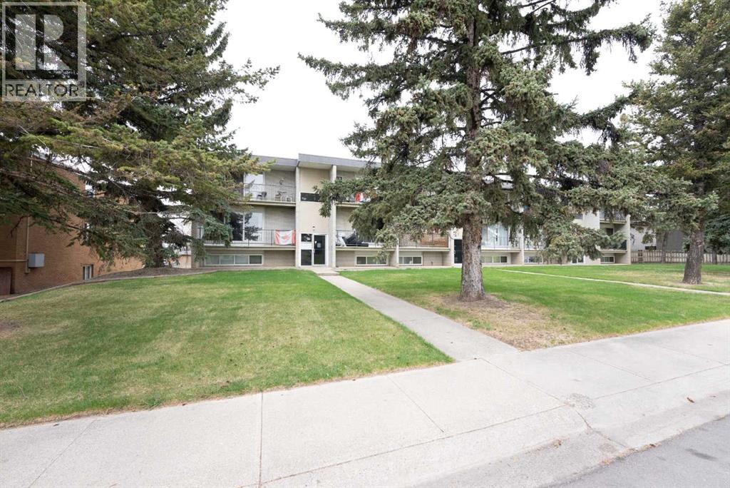 3, 218 Mayor Magrath Drive N