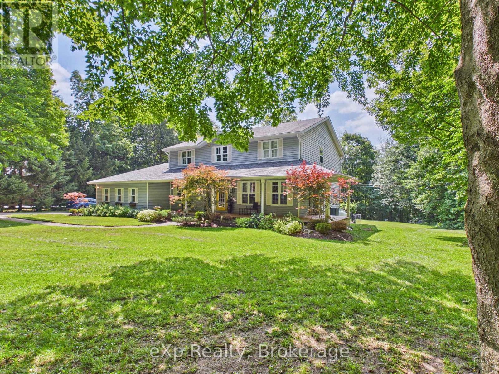 20 HIGHLAND CRESCENT