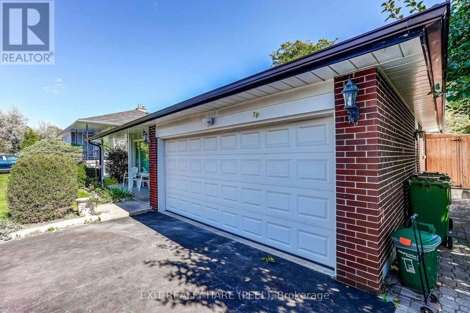 76 BIRCHVIEW CRESCENT - Photo 2