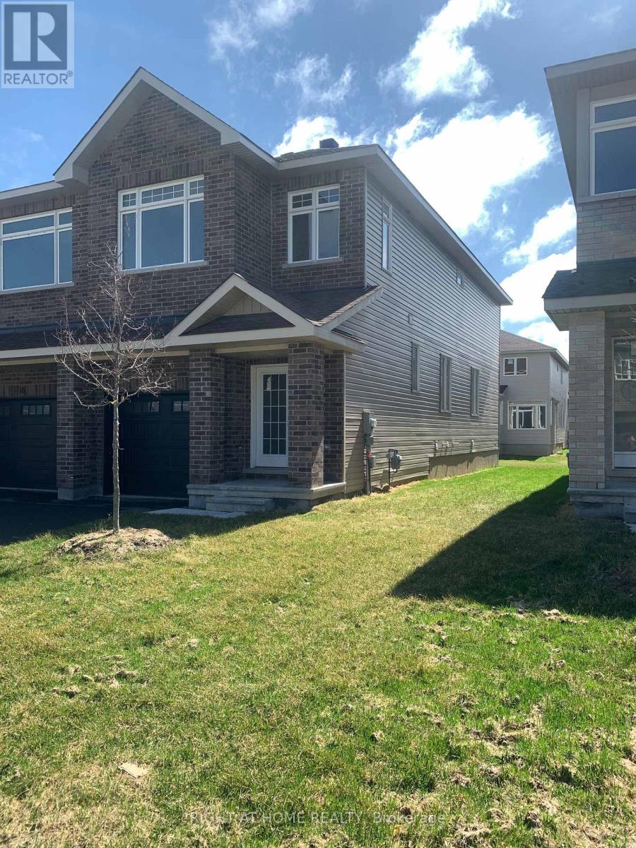 16 WYLIE WAY