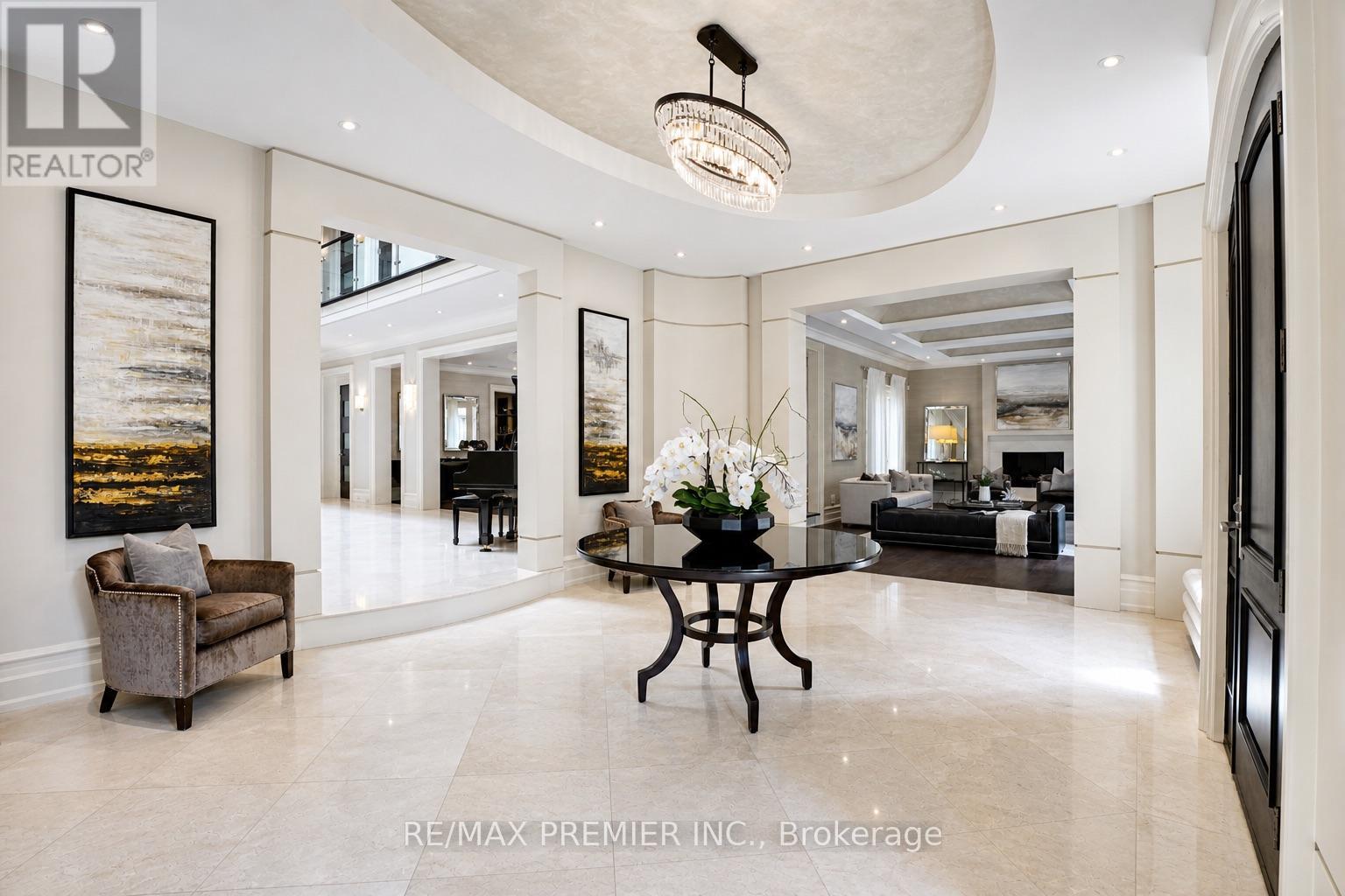 6 THE BRIDLE PATH