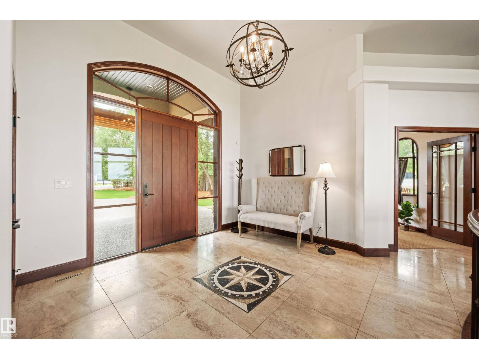 188 WINDERMERE DR NW