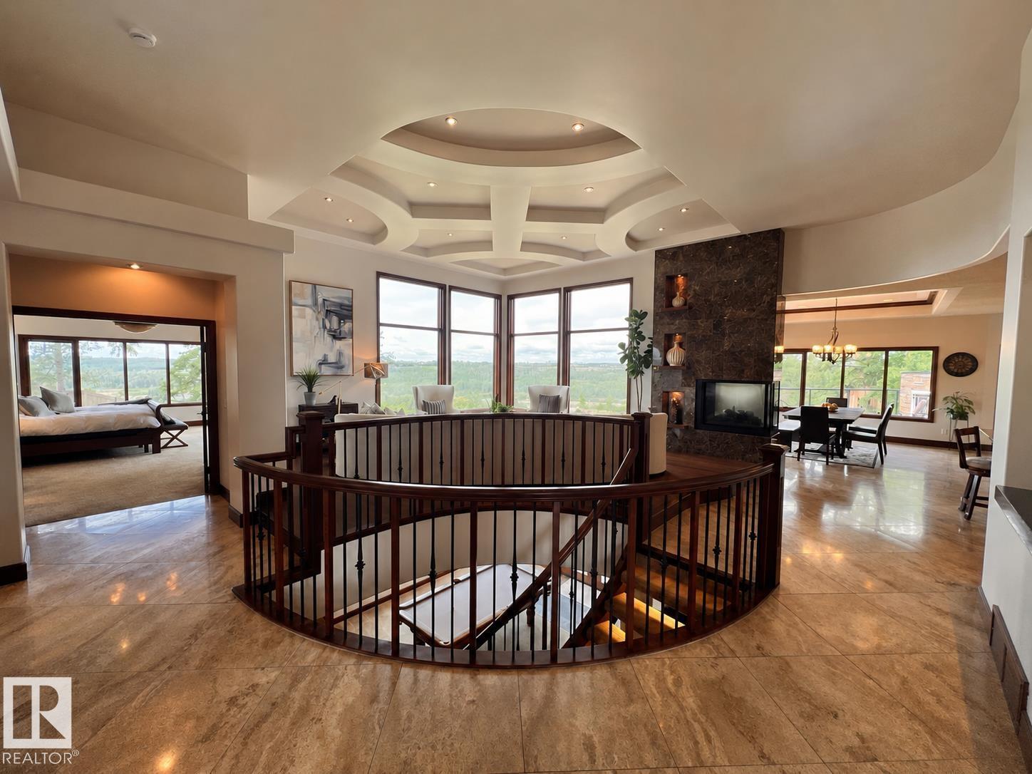 188 WINDERMERE DR NW