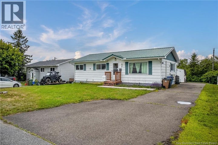 7 Kelton Street, Saint John, NB E2J 3A8