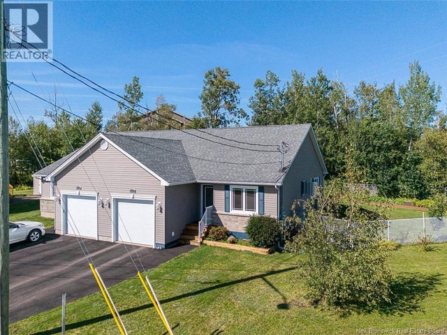 77 Stillwater Drive