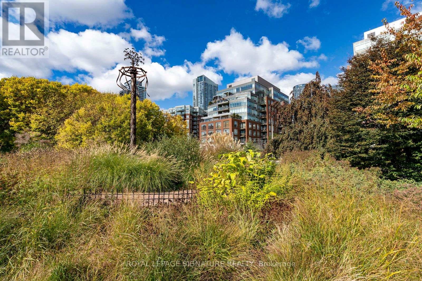 609W - 500 QUEENS QUAY W