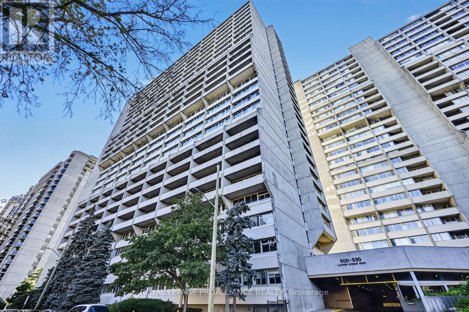 907 - 500 LAURIER AVENUE W