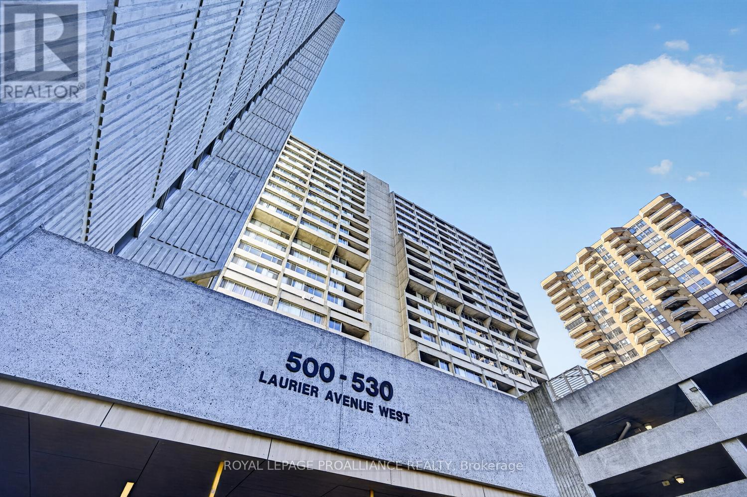 907 - 500 LAURIER AVENUE W