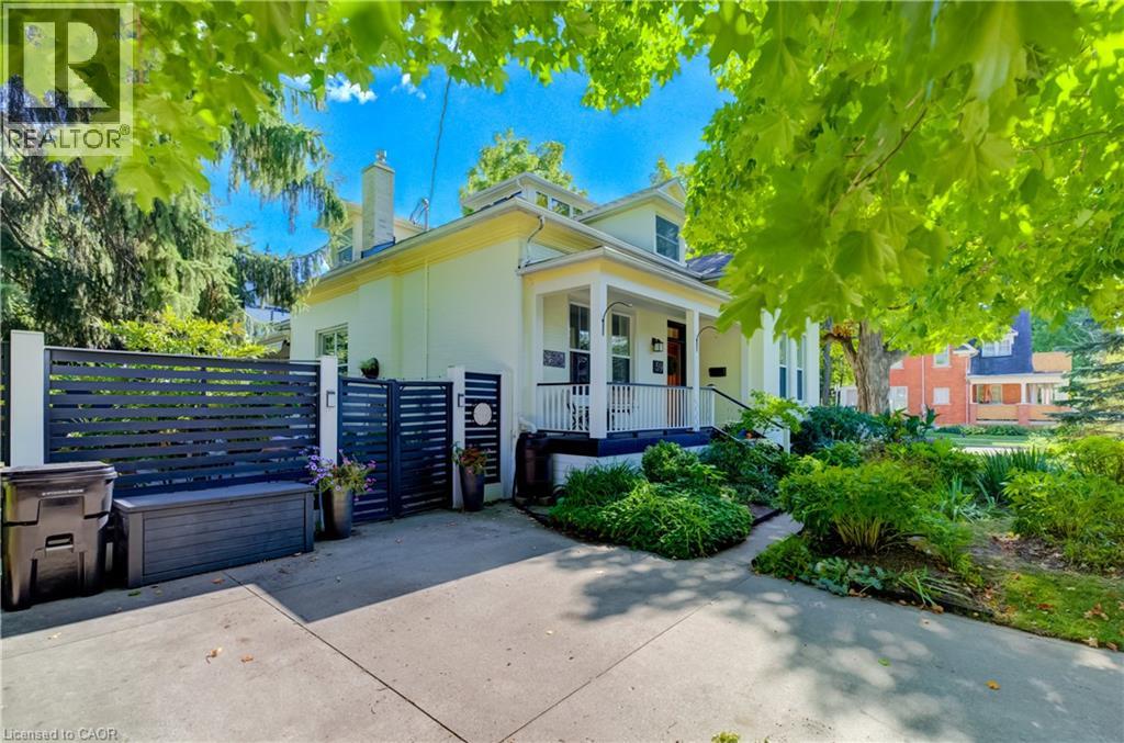 59 ALLEN Street W