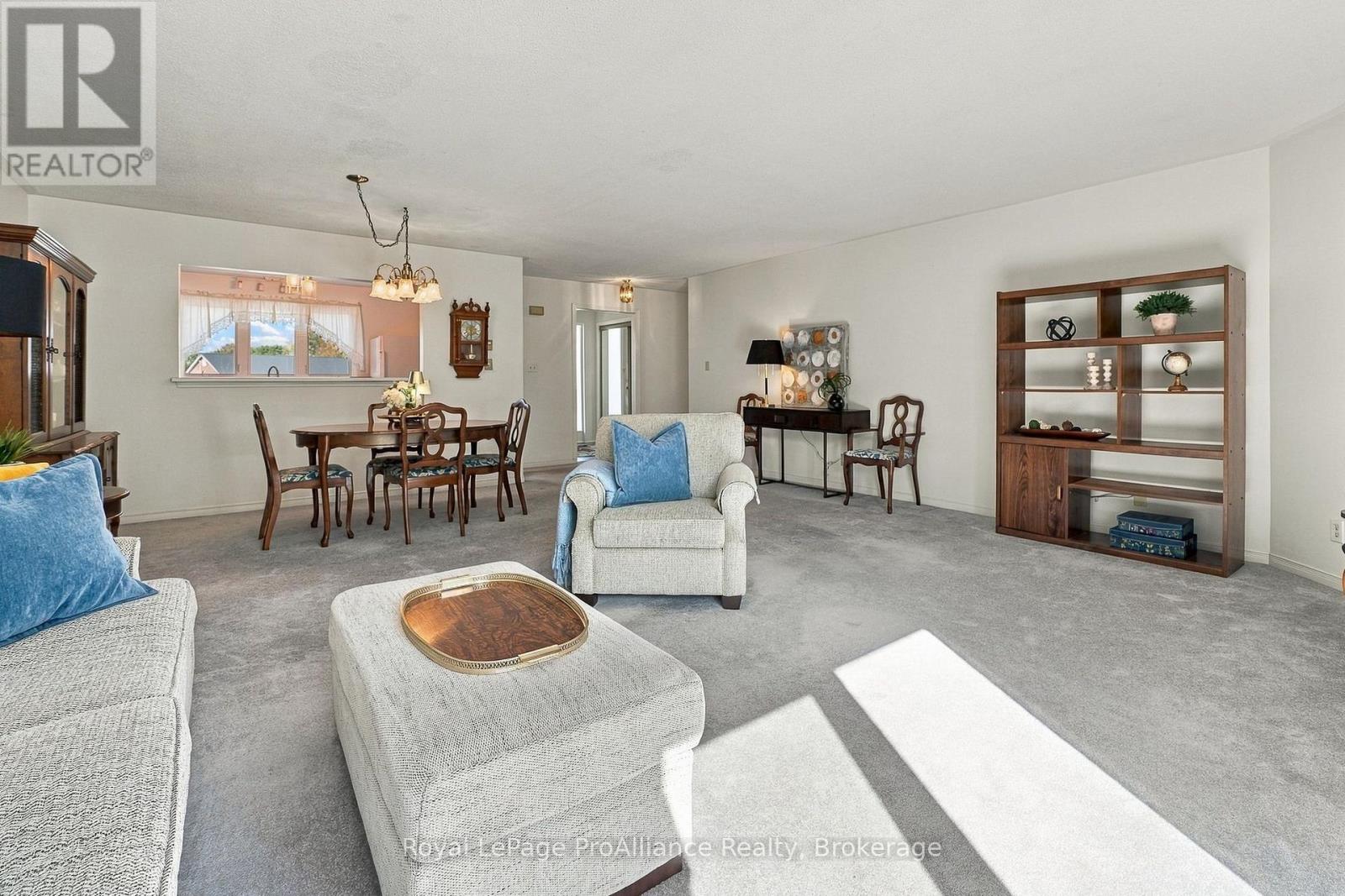 10 - 179 HERCHIMER AVENUE