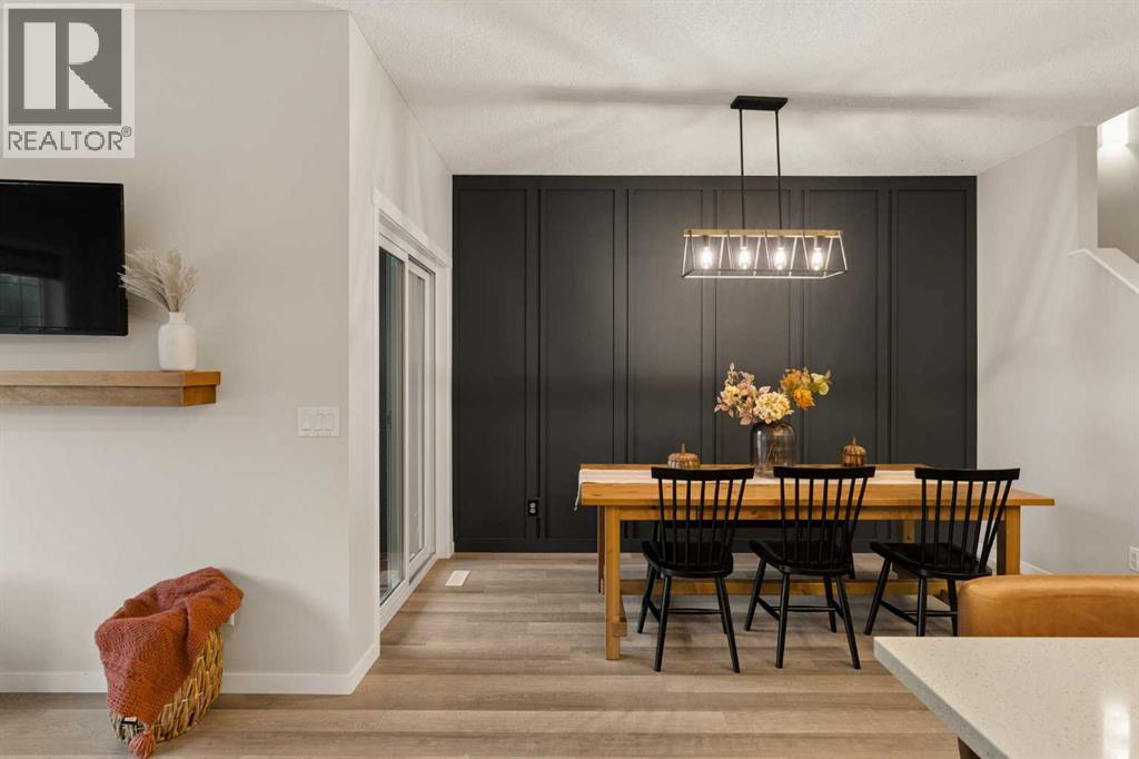 207 Mahogany Grove SE