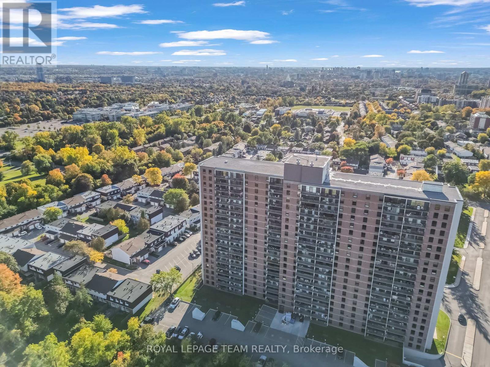 1804 - 665 BATHGATE DRIVE