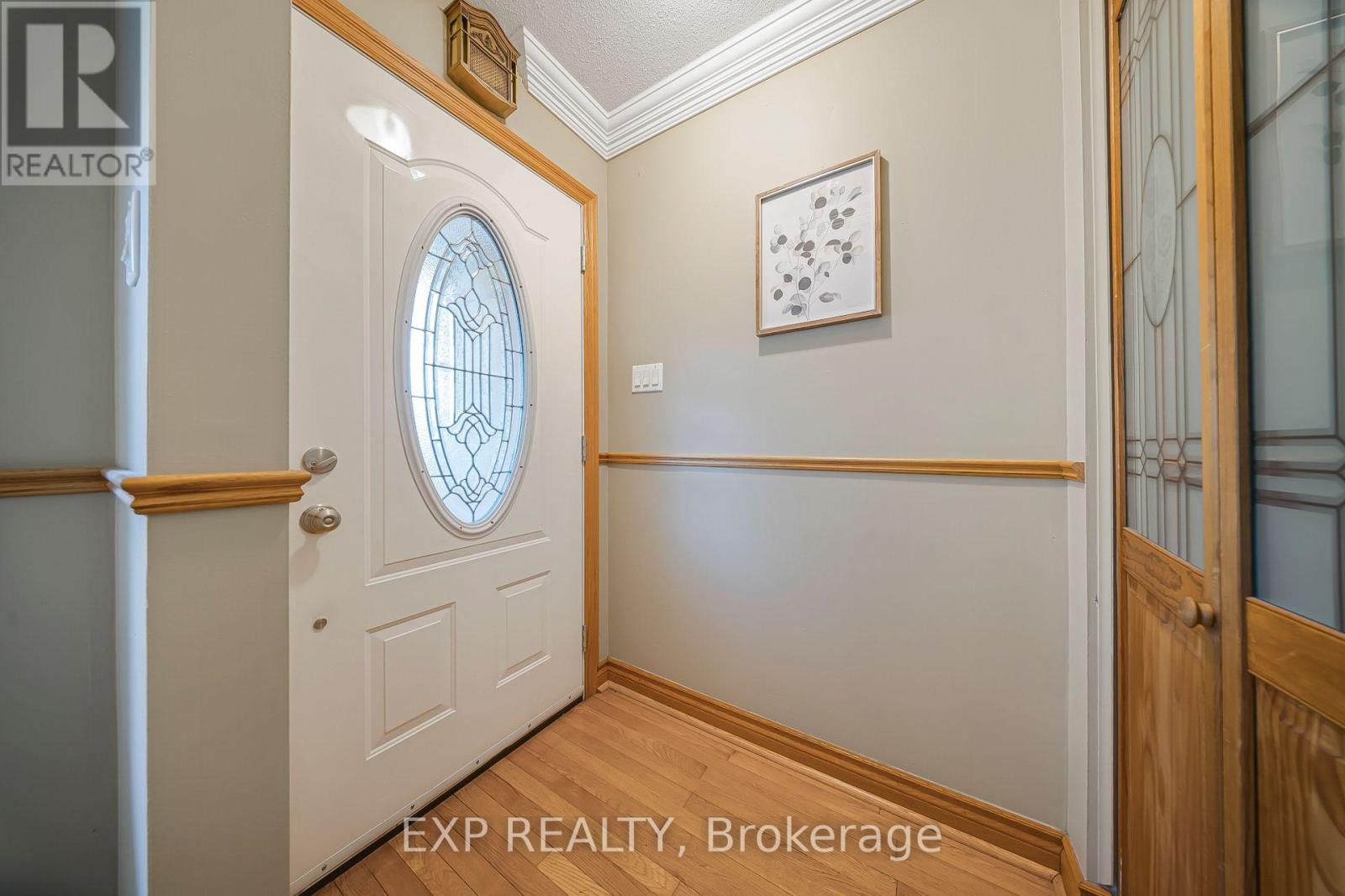 124 DUNSMERE DRIVE