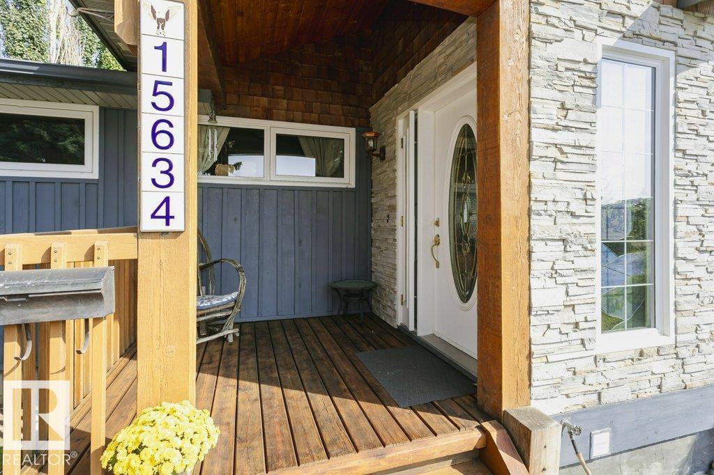 15634 81 AV NW