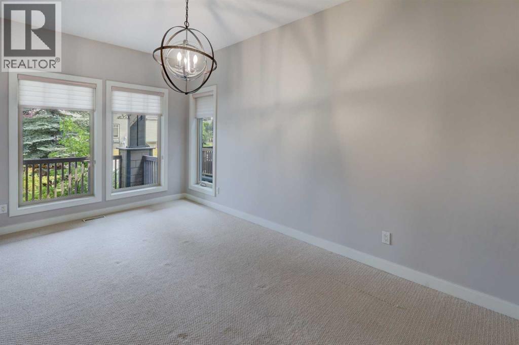 103 Bridle Estates Mews SW