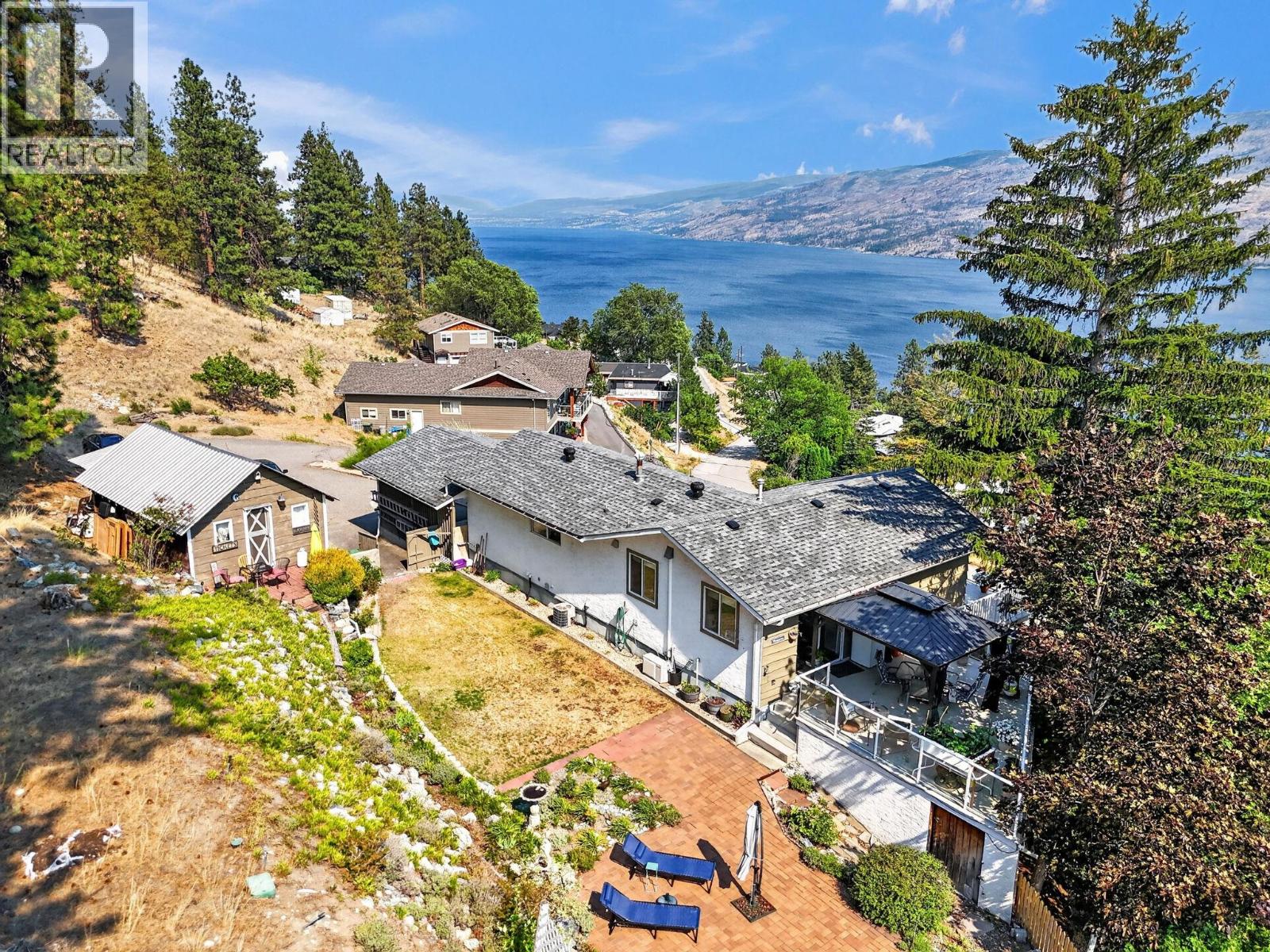 5868 MacGREGOR Road
