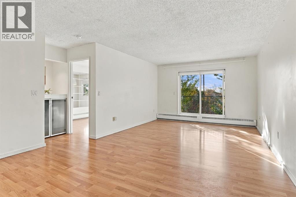 417, 21 Dover Point SE