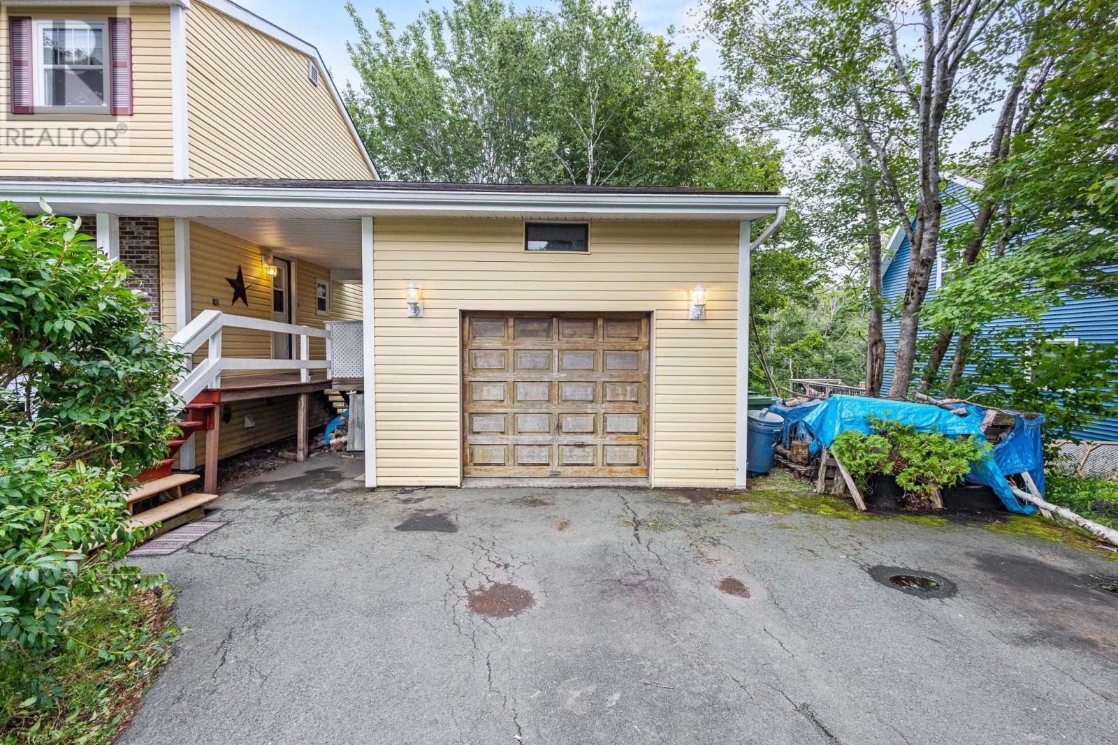 54 Parkdale Avenue - Photo 3