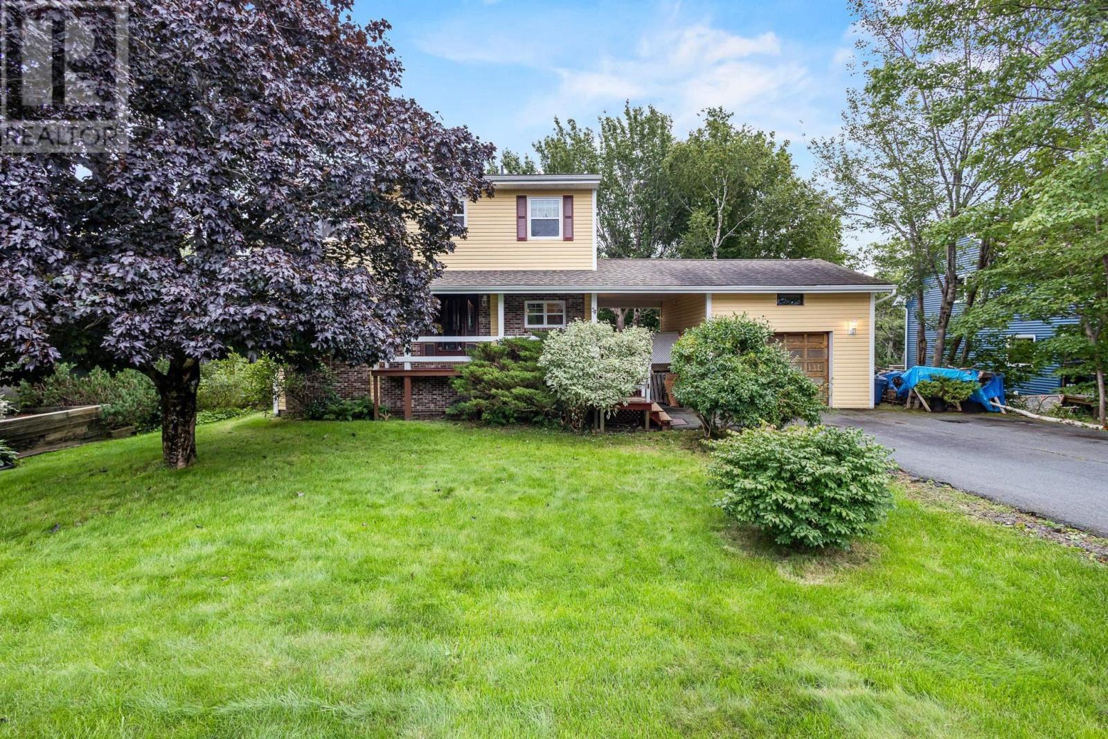 54 Parkdale Avenue - Photo 2