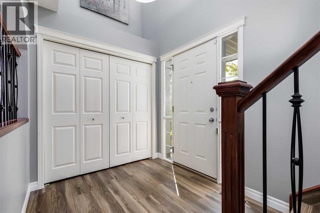 32 Valley Crest Gardens NW