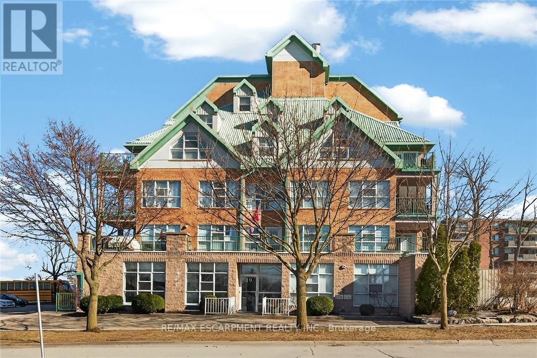 303 - 19 LAKE AVENUE S