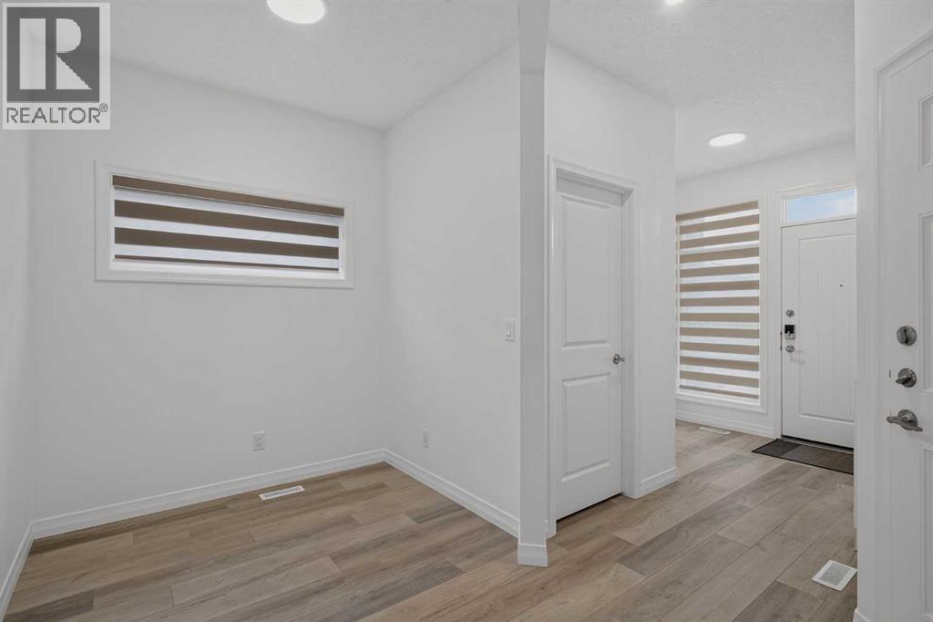 358 Marina Cove SE