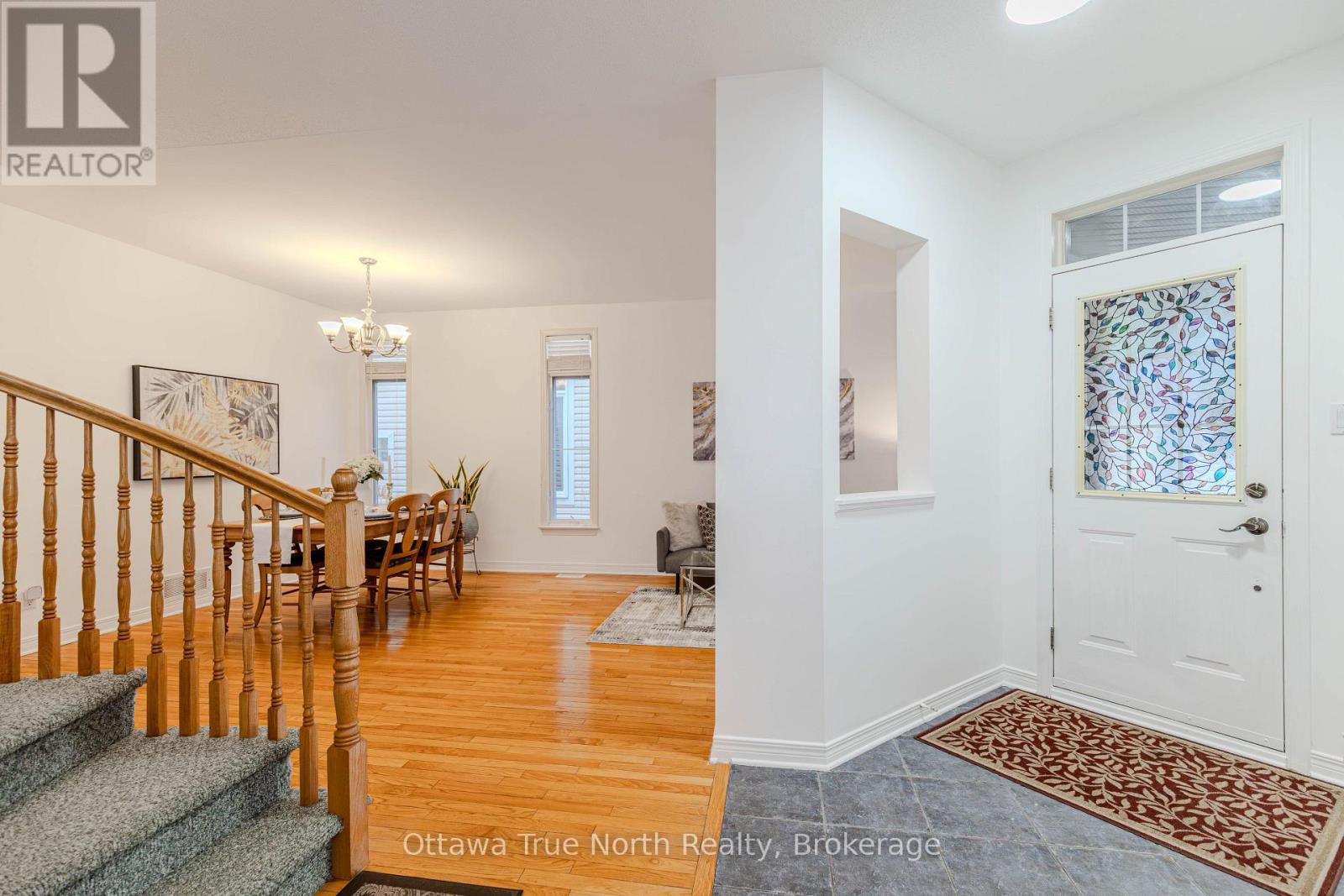 43 EVANSHEN CRESCENT