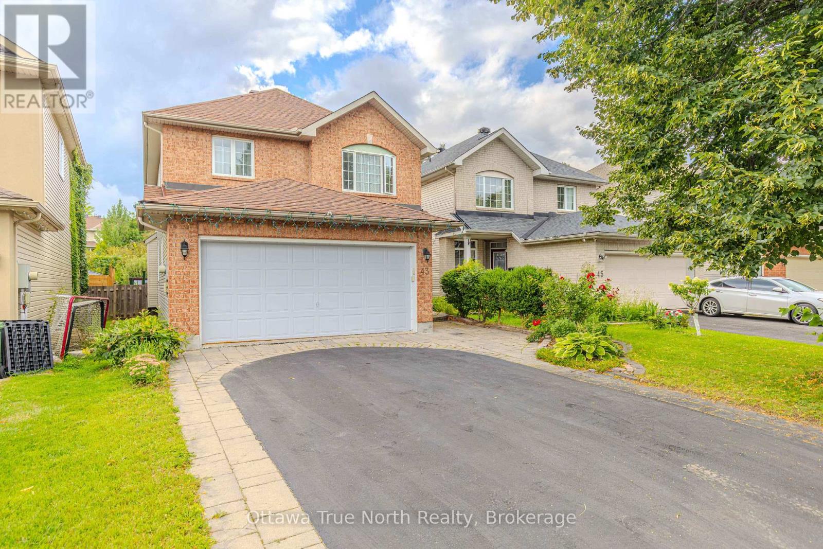 43 EVANSHEN CRESCENT