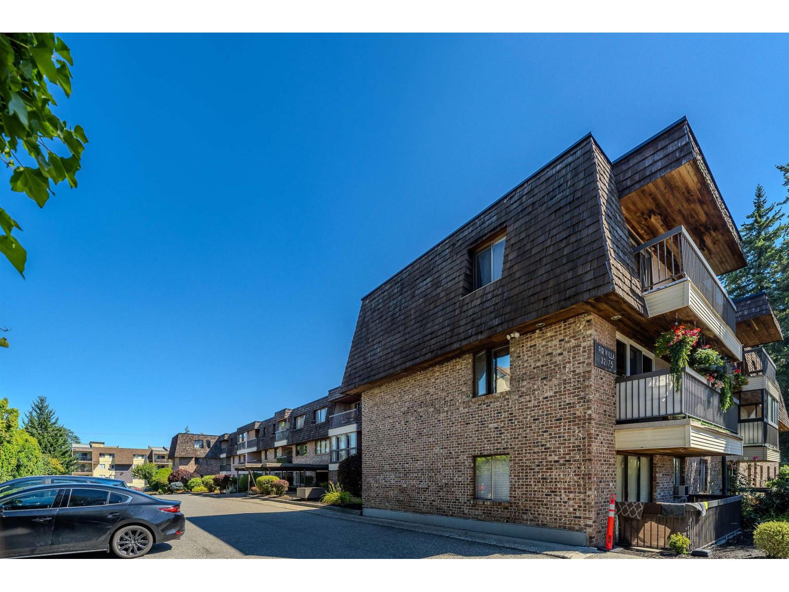 317 32175 OLD YALE ROAD