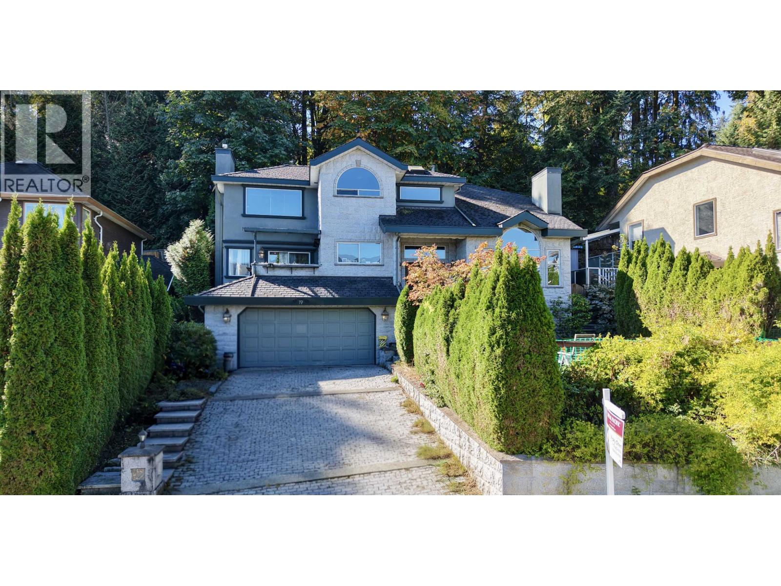 19 BURRARD CRESCENT