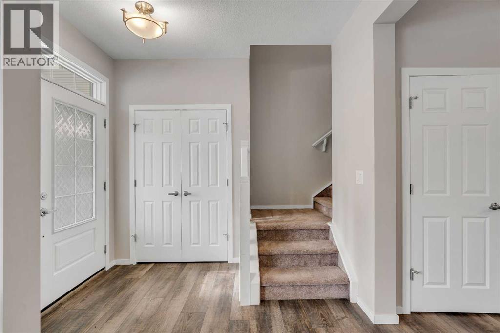 129 Yorkville Manor SW