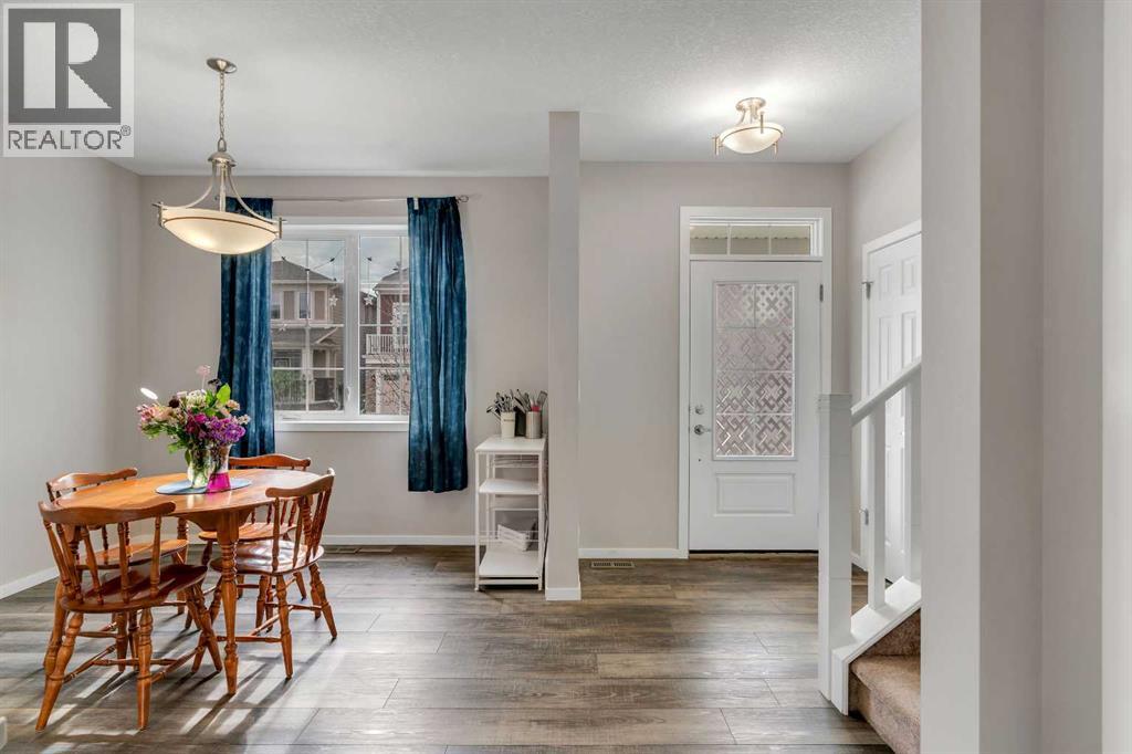 129 Yorkville Manor SW