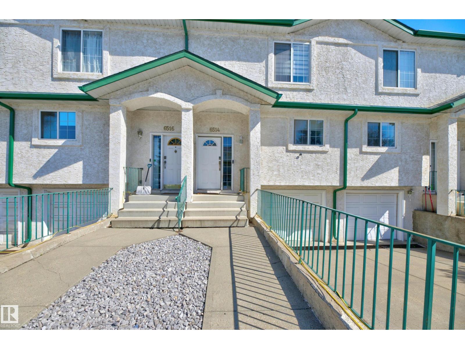 6514 19 AV NW