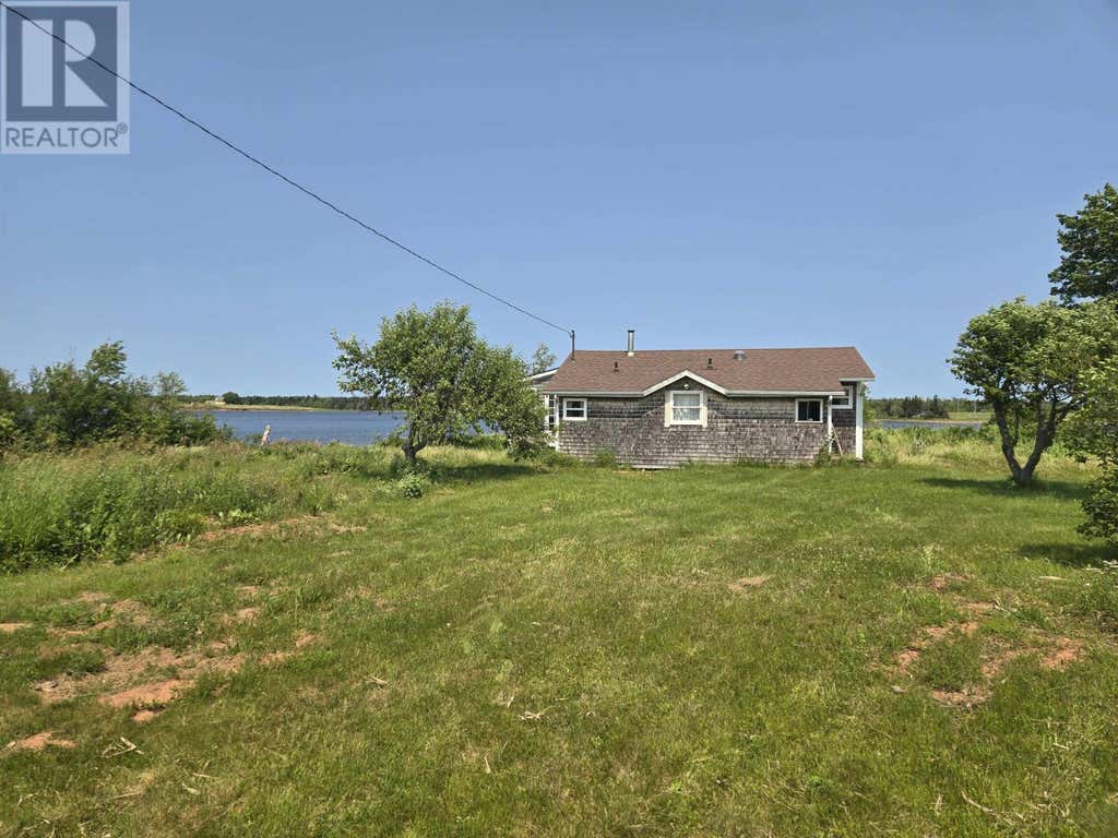 44 SUMMER VILLAGE ROAD