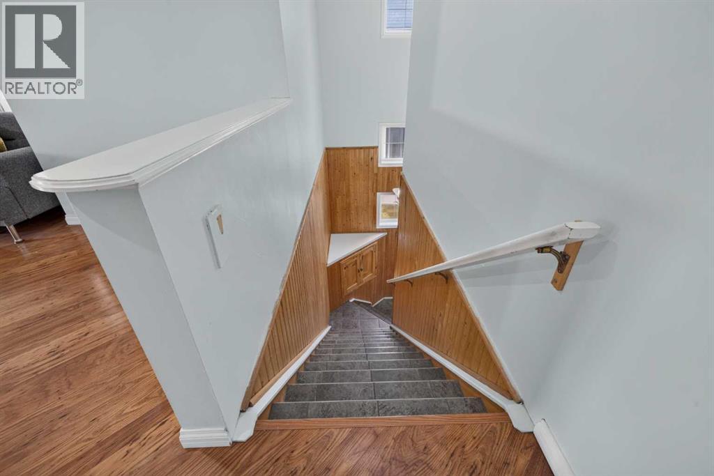 304, 39 Hidden Creek Place NW