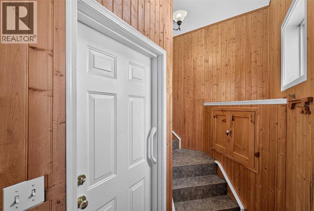 304, 39 Hidden Creek Place NW