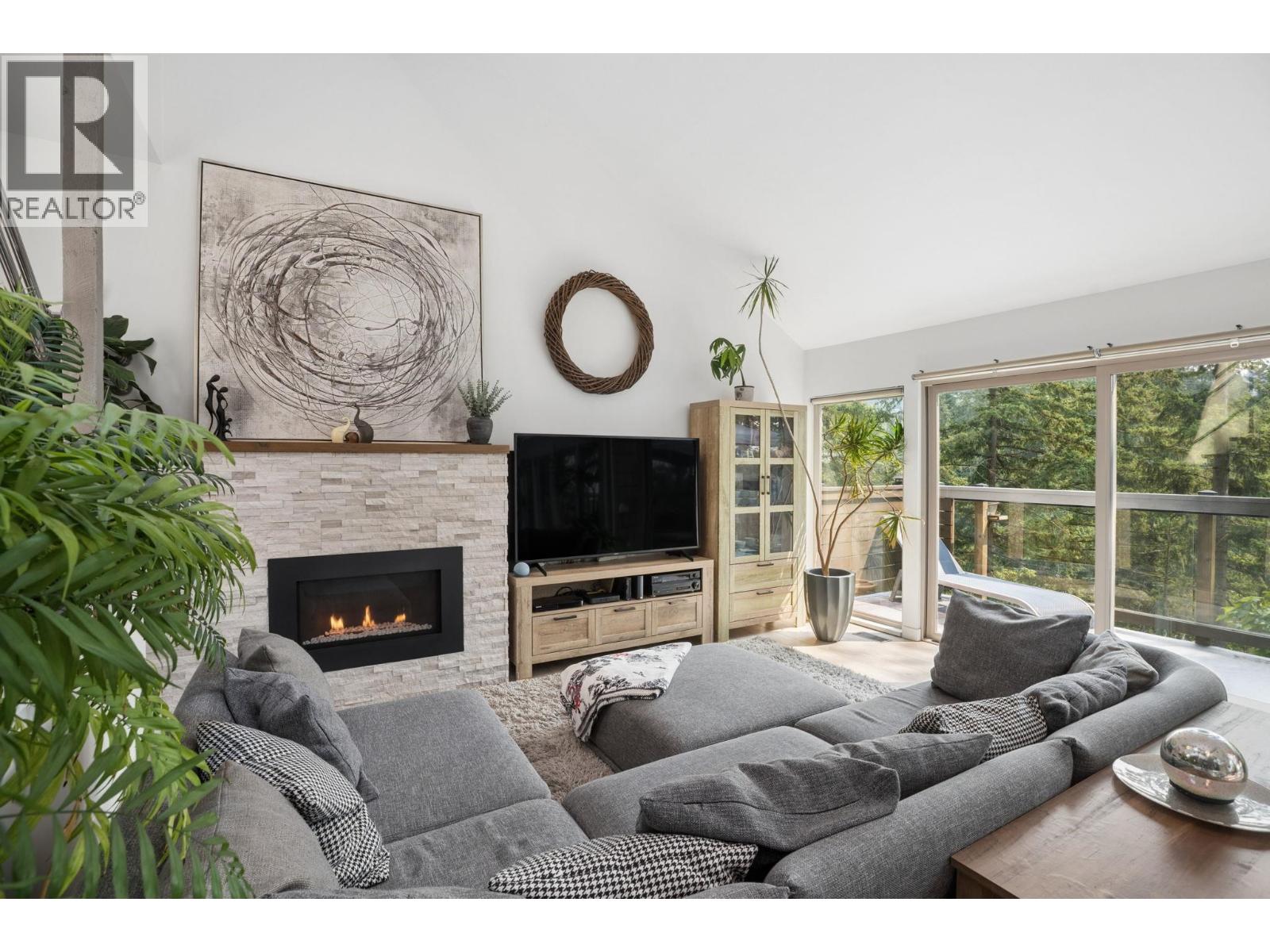 5781 CRANLEY DRIVE