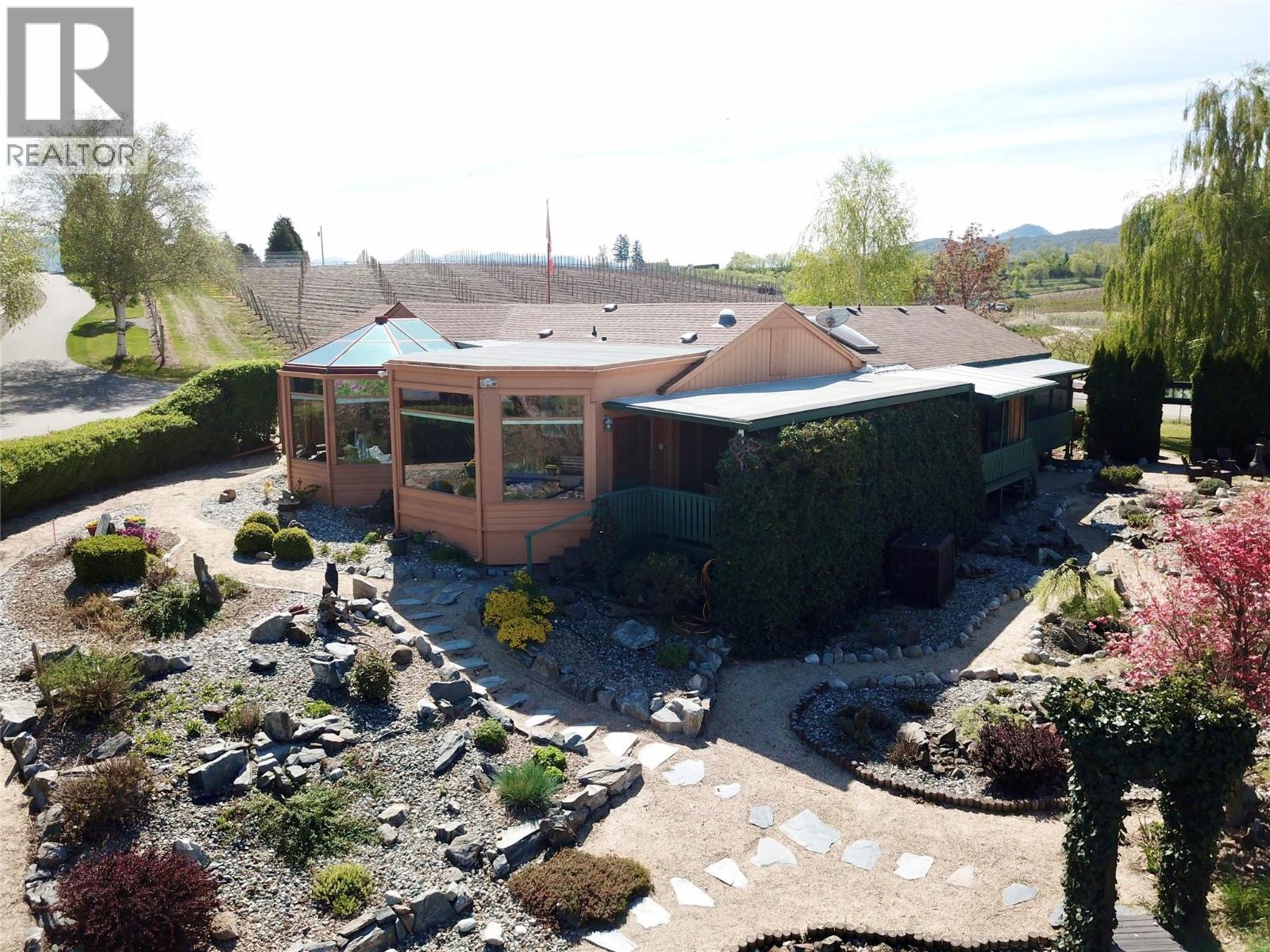 15230 + 15236 89th Street