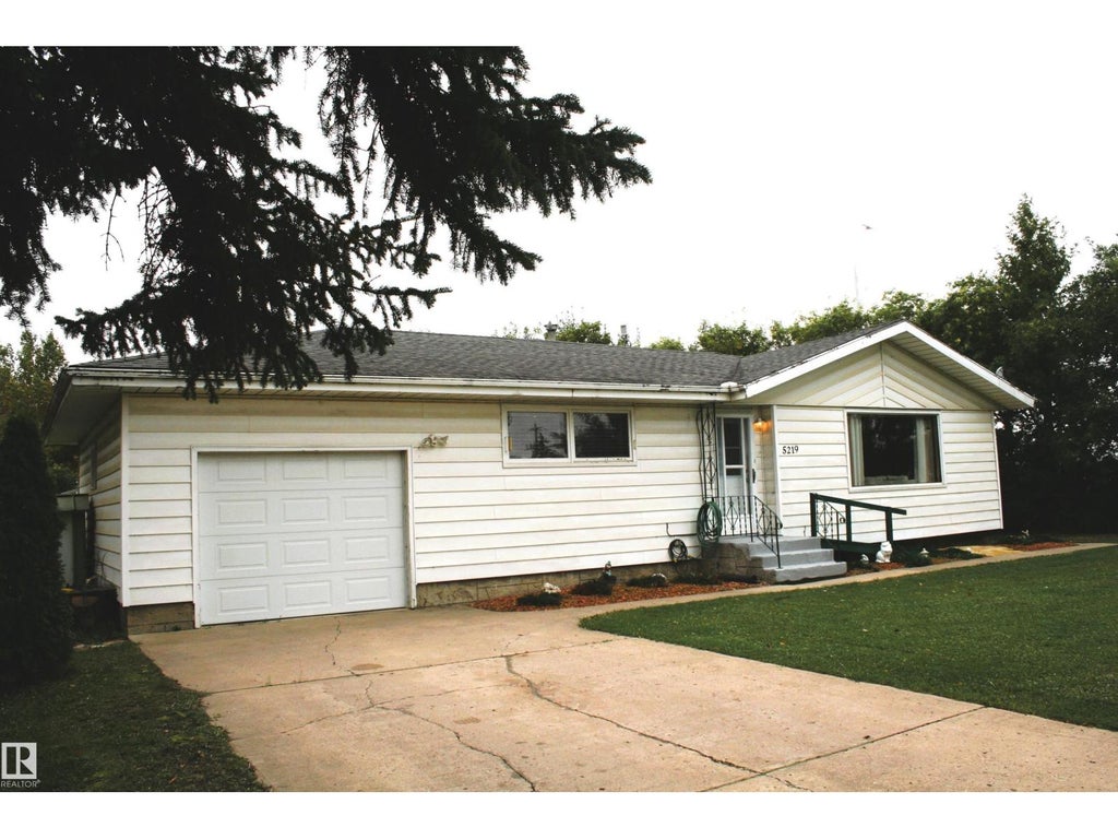 5219 52 AVE, VIKING, AB T0B 4N0 - Image 4137057850.jpeg?d=l